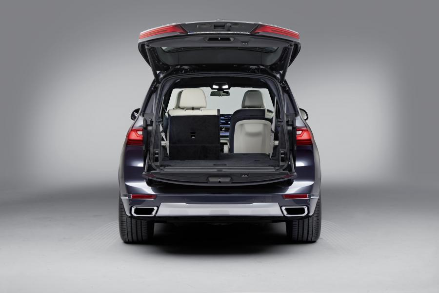 Багажник BMW X7 xDrive40i (G07) 2017 года  (WW) (фото 93 из 101)